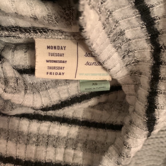 Anthropologie Saturday Sunday Crowl Neck Sweater - Picture 4 of 5